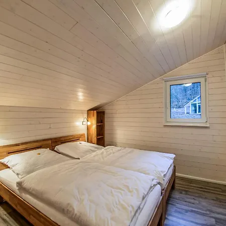 In With Sauna בית נופש *